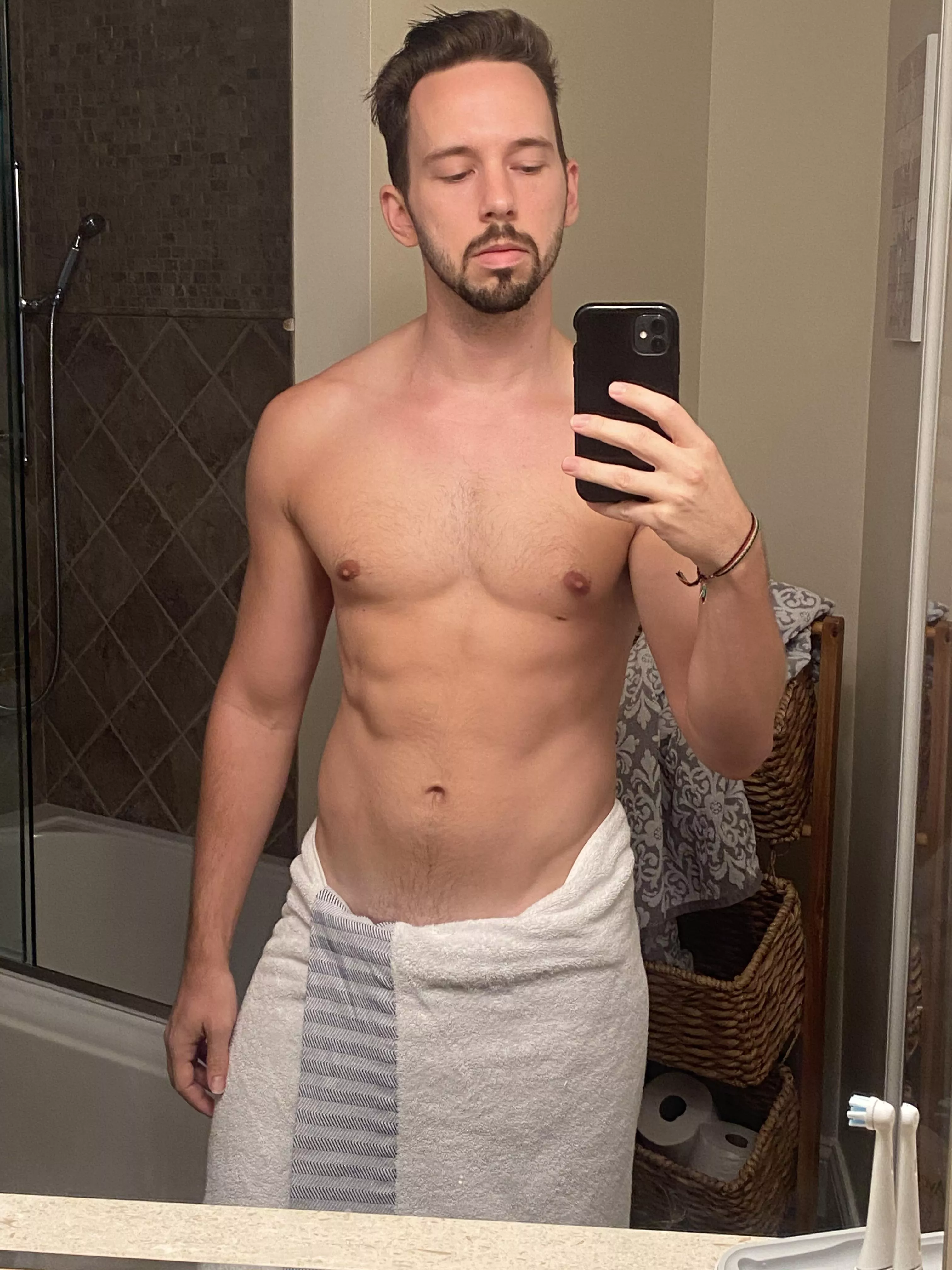 Feeling fresh for this week. Happy Monday bro’s! Feeling fresh for this week. Happy Monday bro’s!