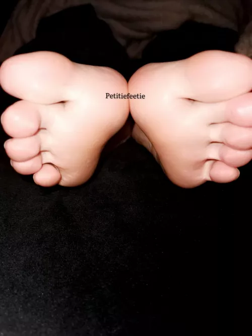 Feeling Toeish Today 🙈