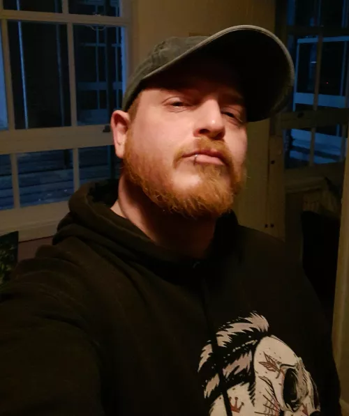 felt cute despite being dressed like a schlubb