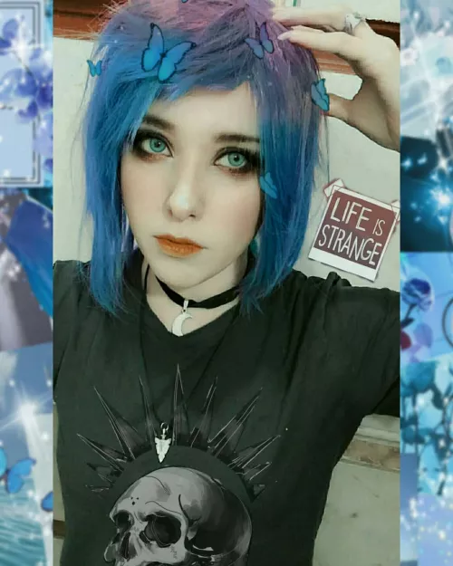 felt like i didn't get the recognition of my cosplay on cosplay page so i might get it from fellow femboys