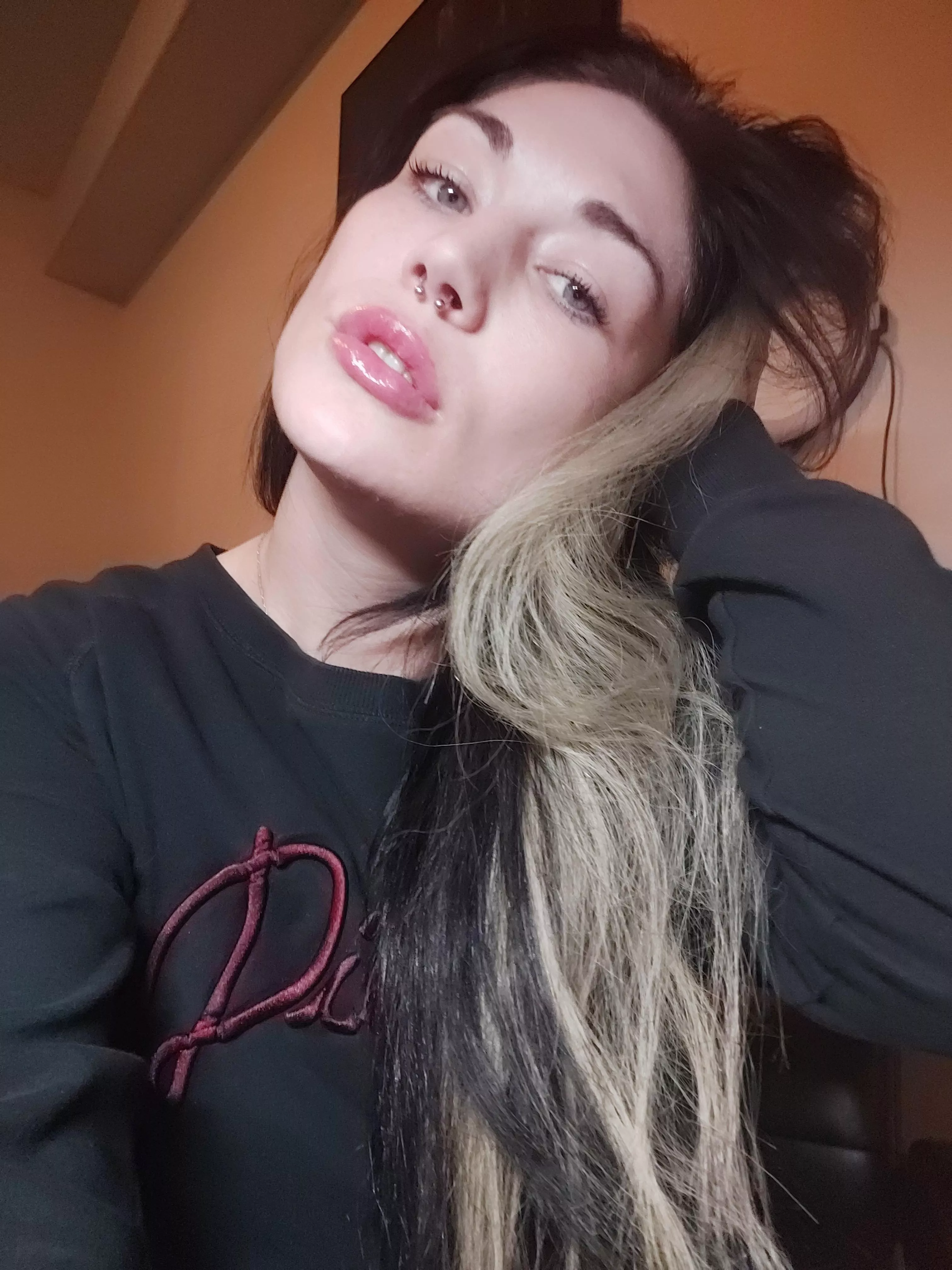 Felt sexy though I'd share 🥰