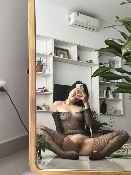 [F]ighting the stereotype of Asian girls is nerds, one slutty picture at a time!🤛