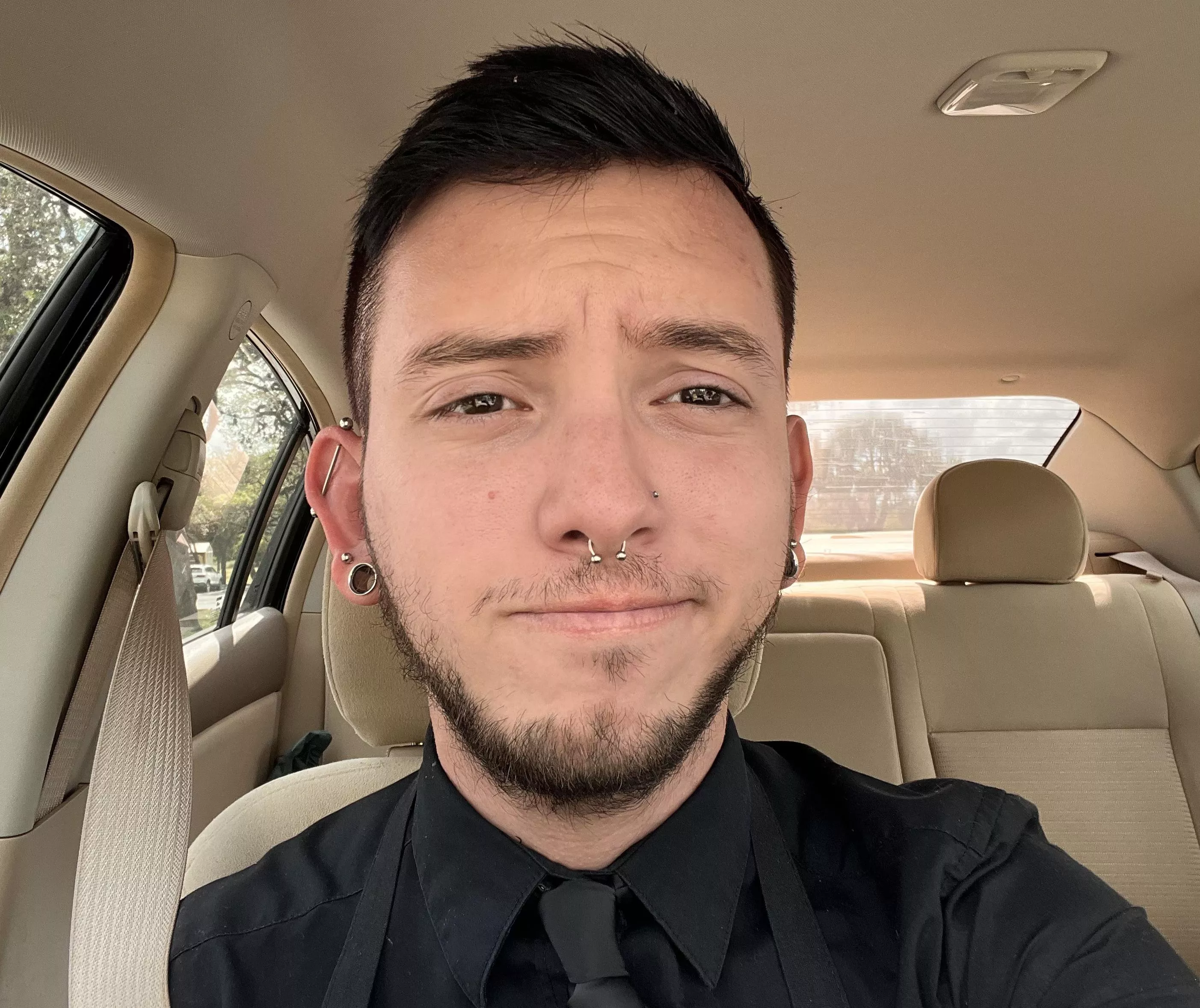 Finally got all the face (and ear piercings) I’ve been wanting🥰 Finally got all the face (and ear piercings) I’ve been wanting🥰