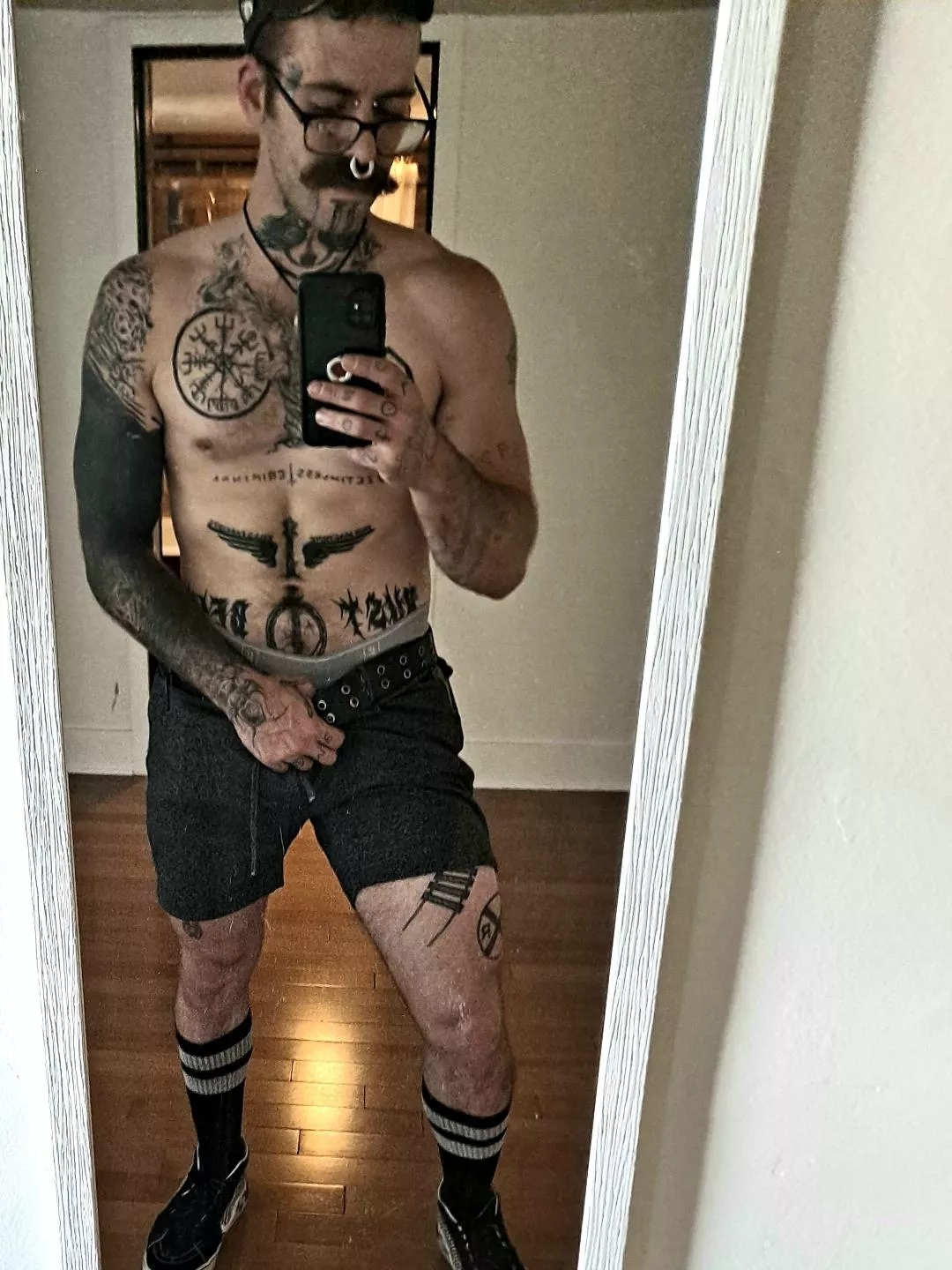 finally short shorts 🦝