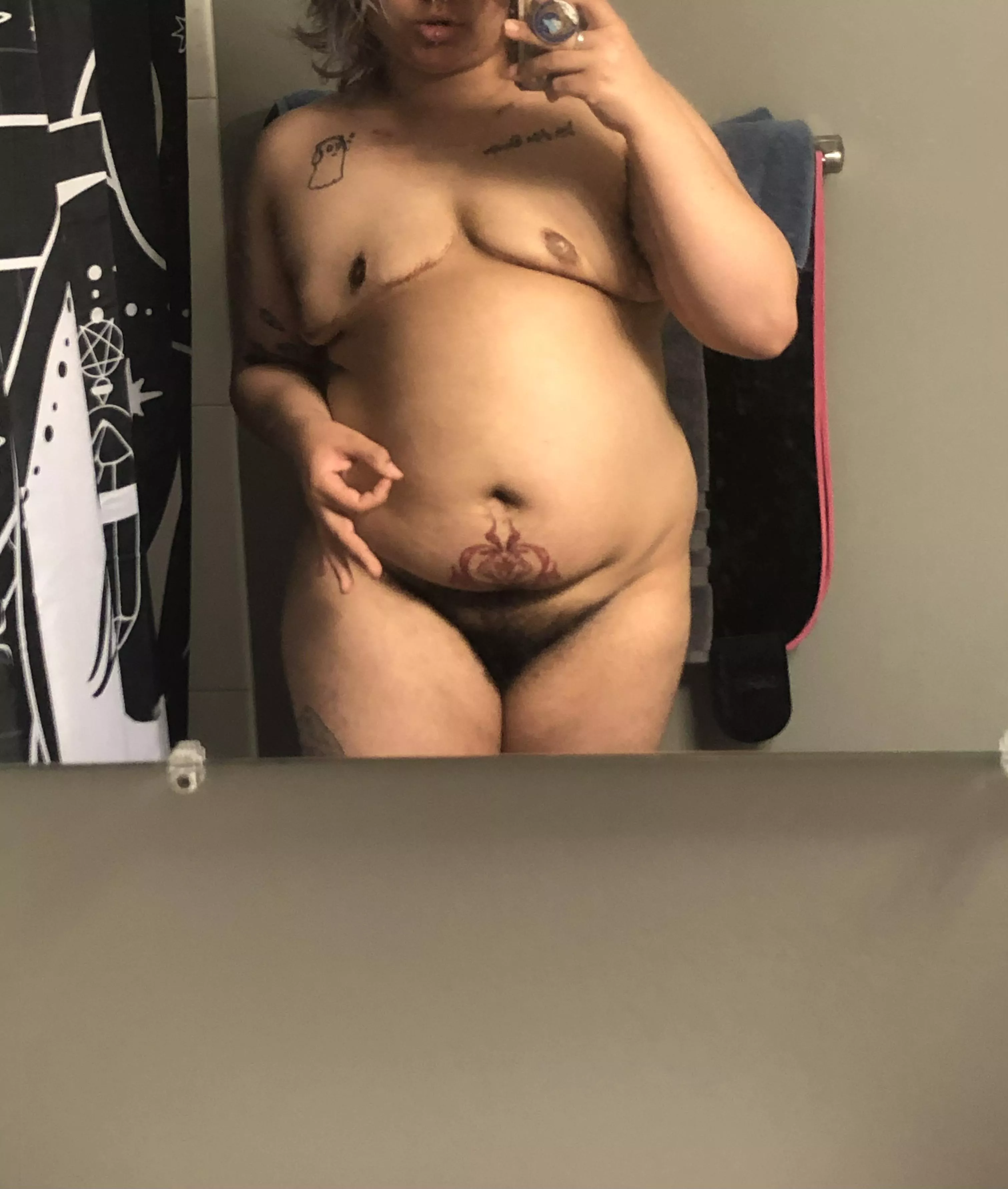 First post, be gentle with me 26,5’2,190-ish (they/them)