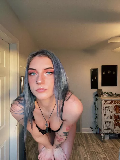 First post here 🖤