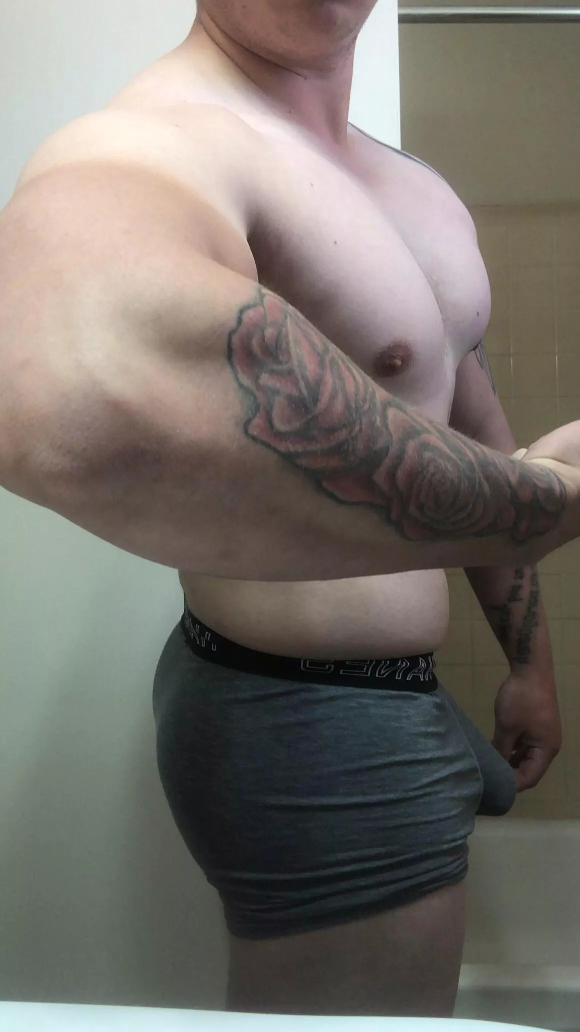 First post here ;)? DMs open