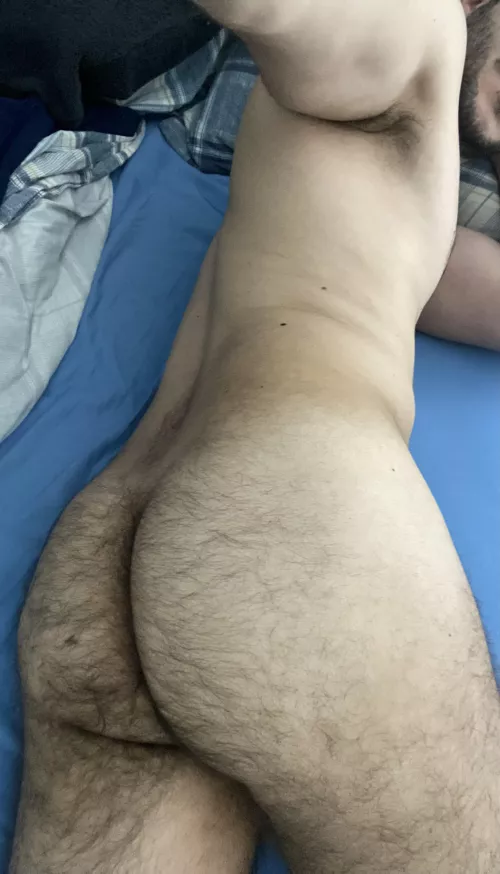 First time here! Thumbs up if i should keep posting 😅