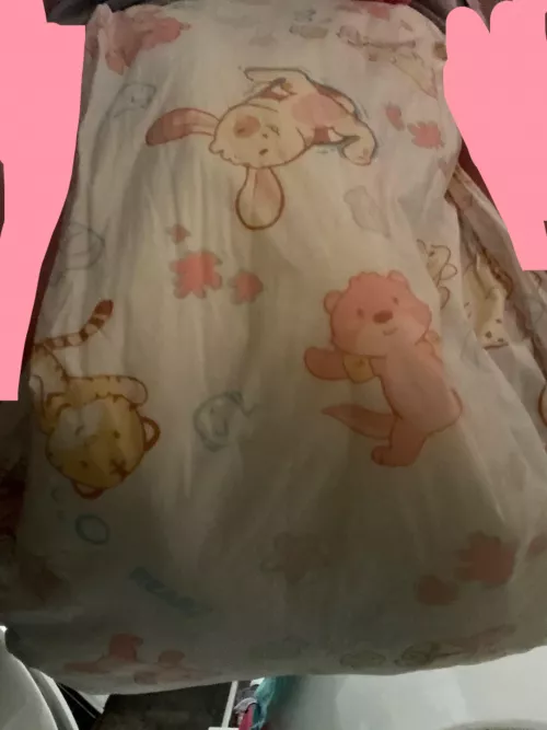 First time wetting! I had to pretend I was on the toilet to wet but it felt really nice and warm when I started 🥰