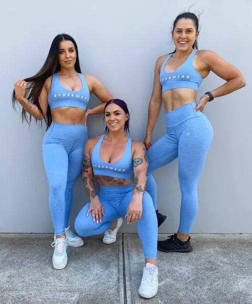 fit babes in blue