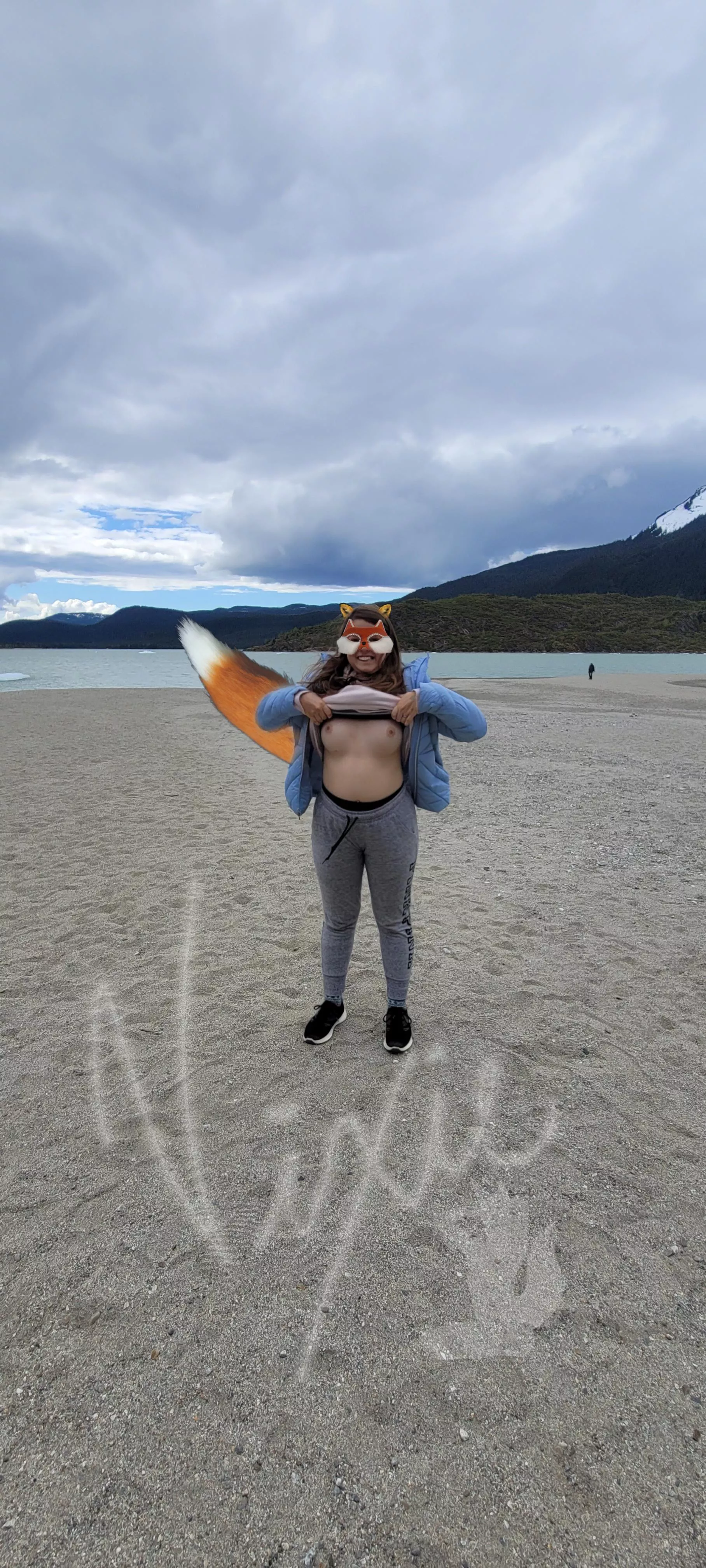 Flashing at the glacier in Juneau, AK 🏔️🦊