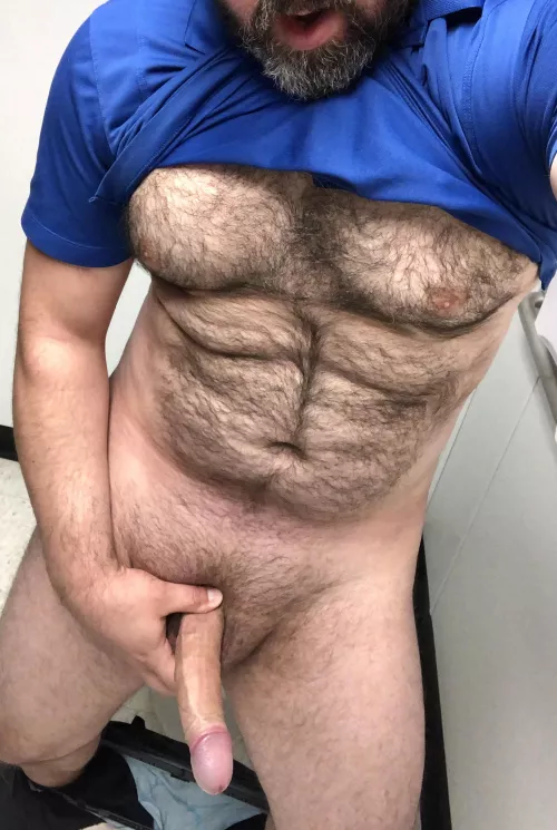 For those who wish to be lunchtime moaners, here’s a little pic of my beard and boner.