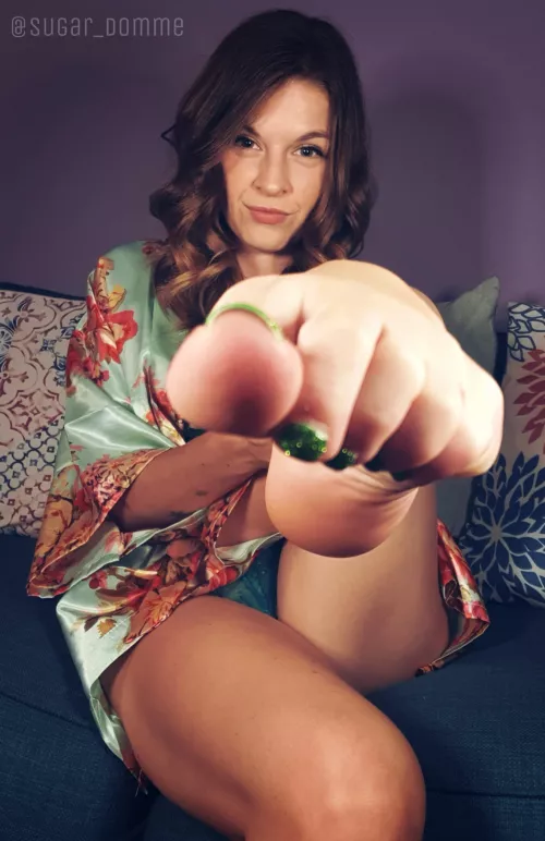 force feeding your desires, first thing in the morning 🌄