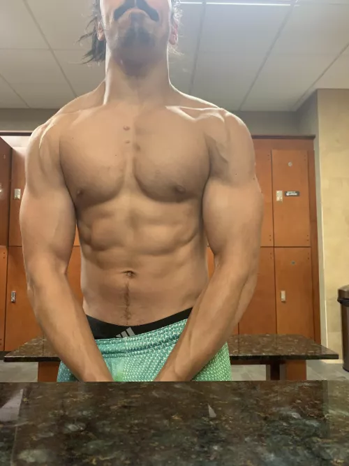 Free Account! Cum chat with me 😈 (🔗 in comments)