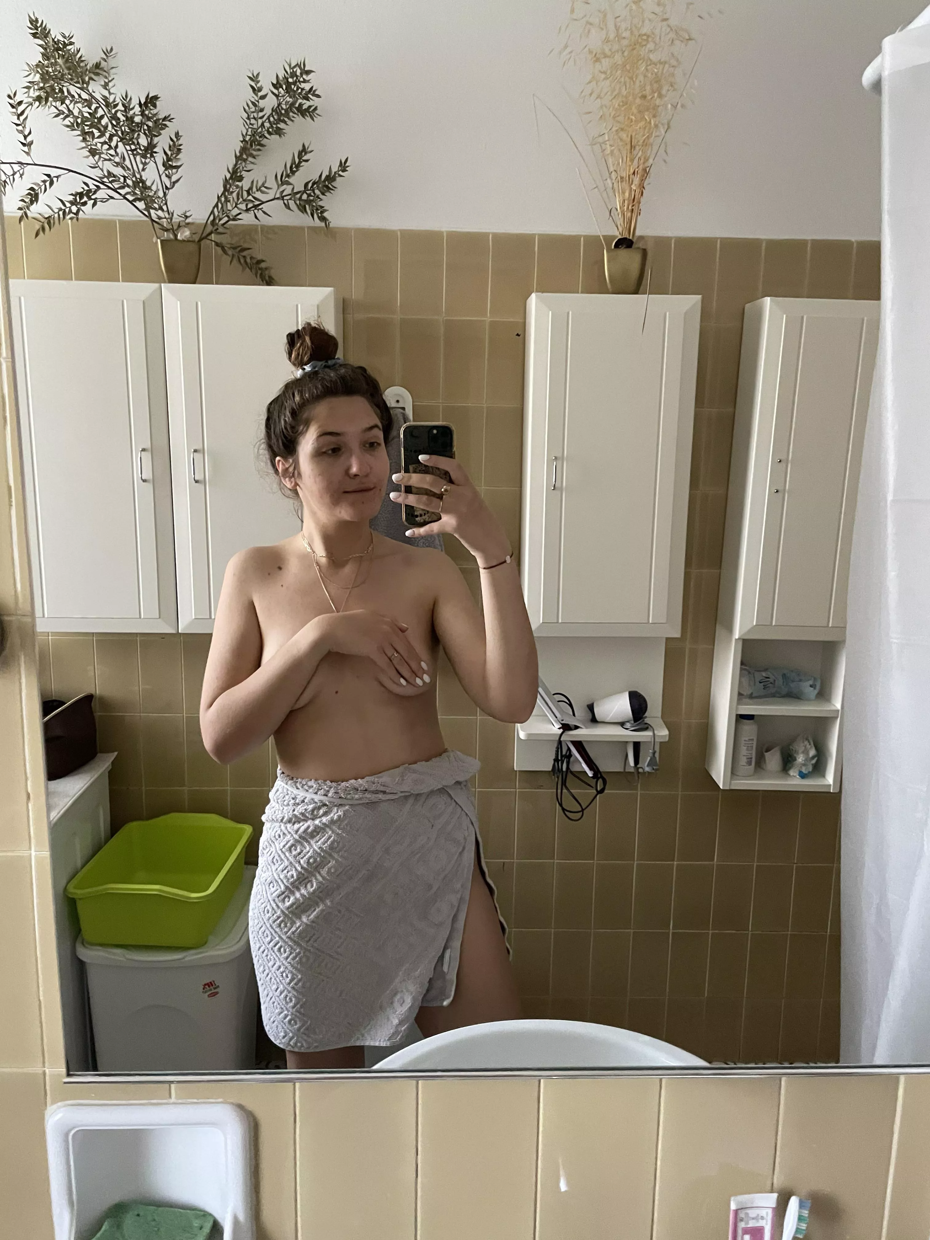 fresh outta shower 💦