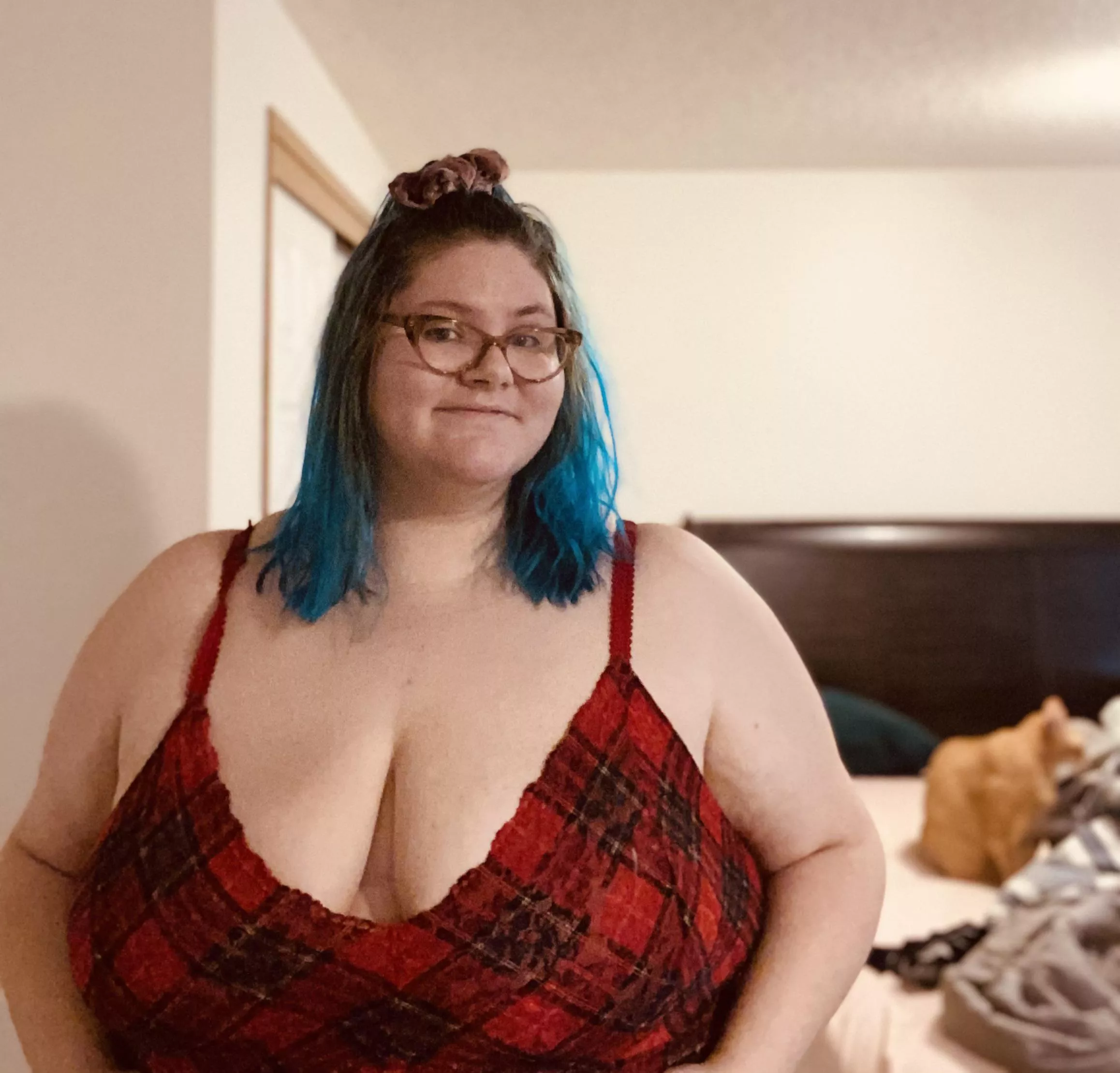 Ft. my cat Binx 🐱