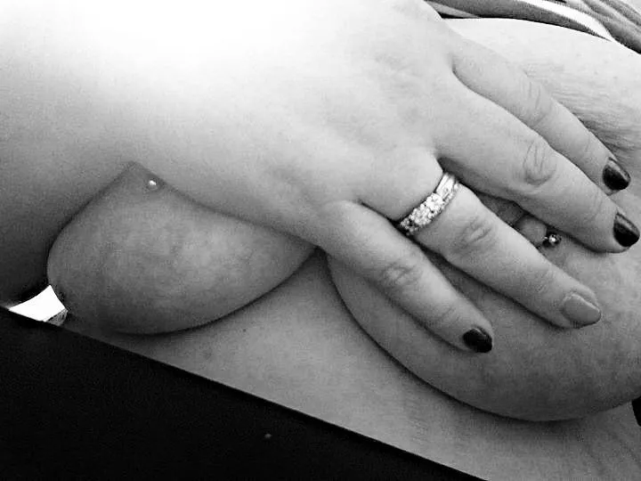 (f)UcK me puhhlease? 💙😏😈