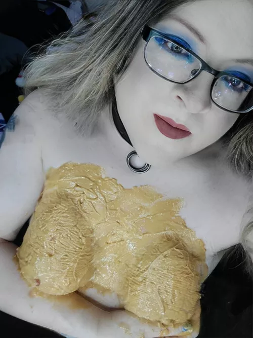 Fun with peanut butter 🧡💛