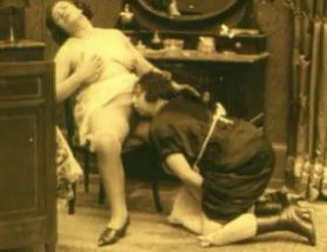 Gentlemen! Today I have spoken to the great Alfonso XII, king of Spain, who is the first porn video producer in the globe! I will elaborate below