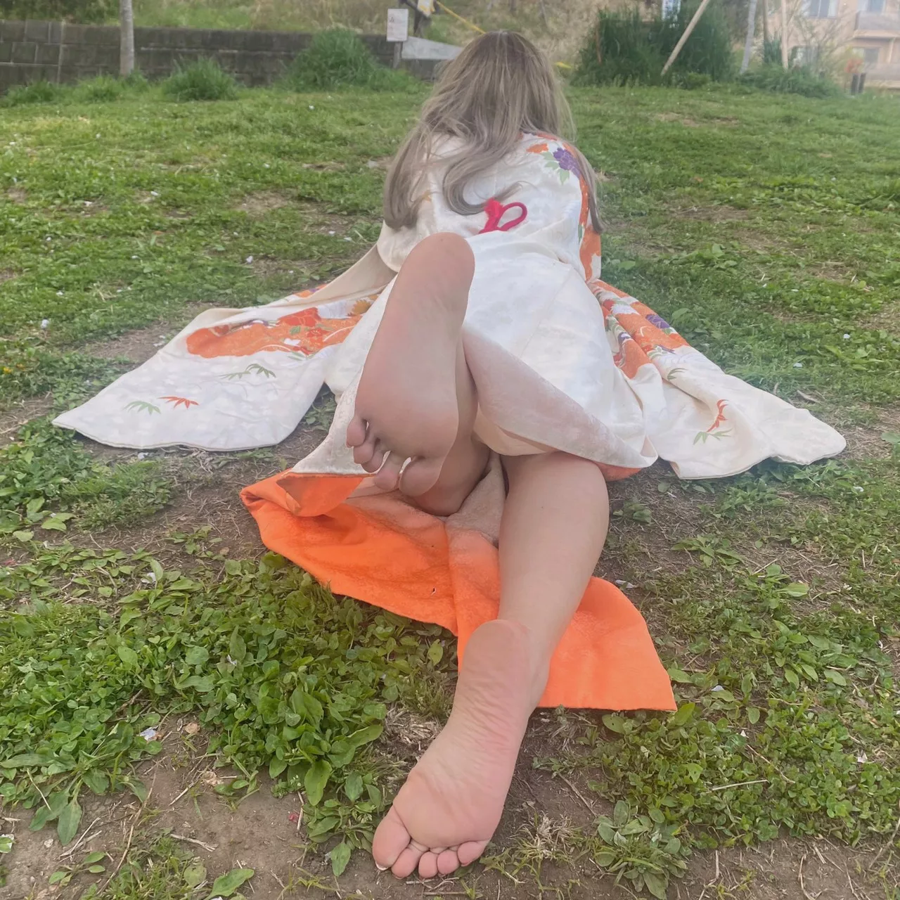 Get on your knees and it will be right in your face ๐ Get on your knees and it will be right in your face ๐