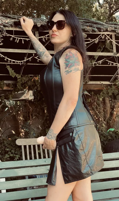 Get on your knees! š