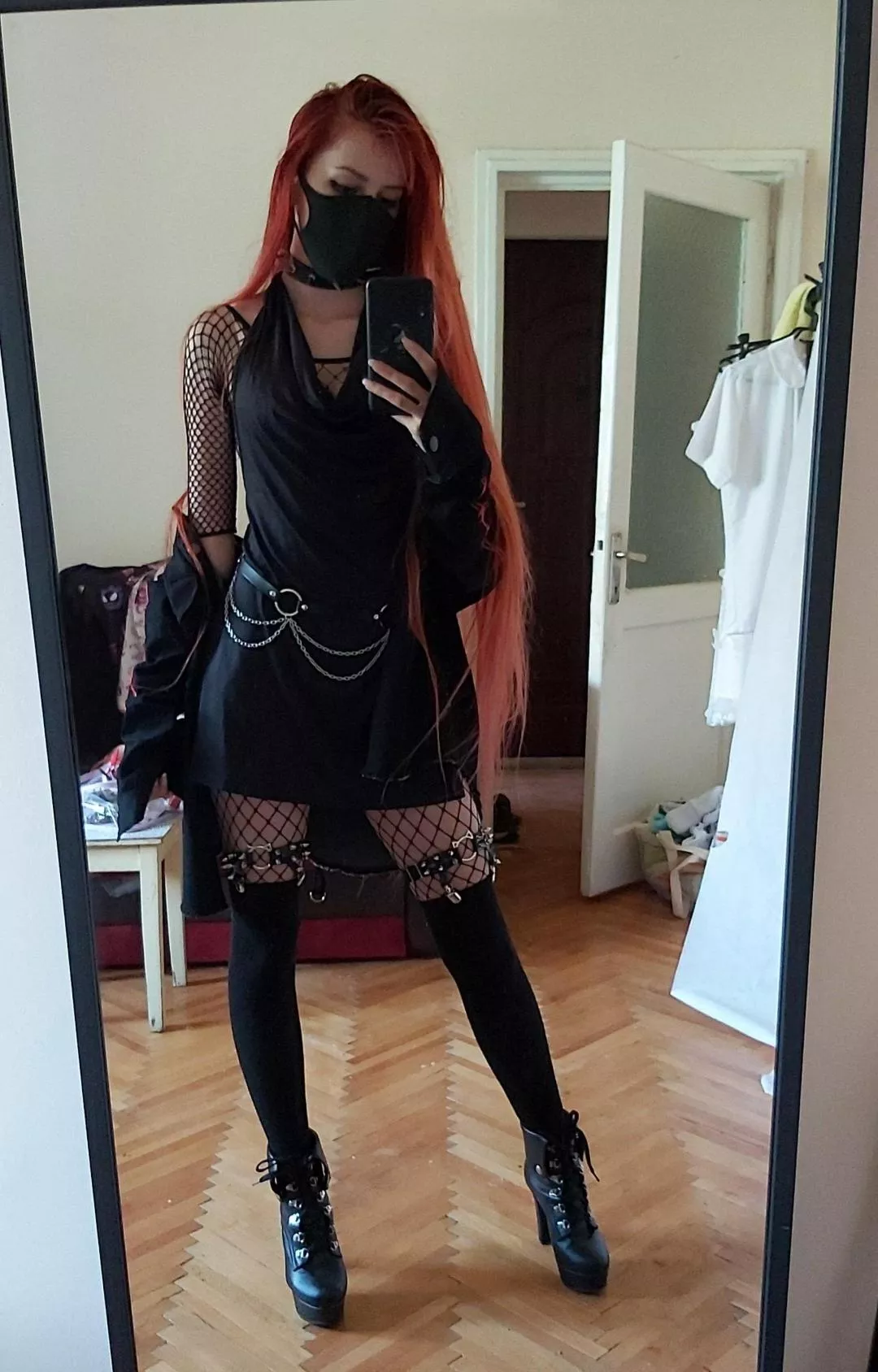 Getting ready for a whole photoset wearing this outfit ♡