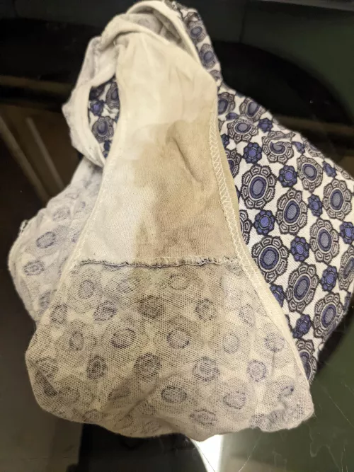 Gf's cousin tossed these in the bathroom hamper. I volunteered to do the laundry.