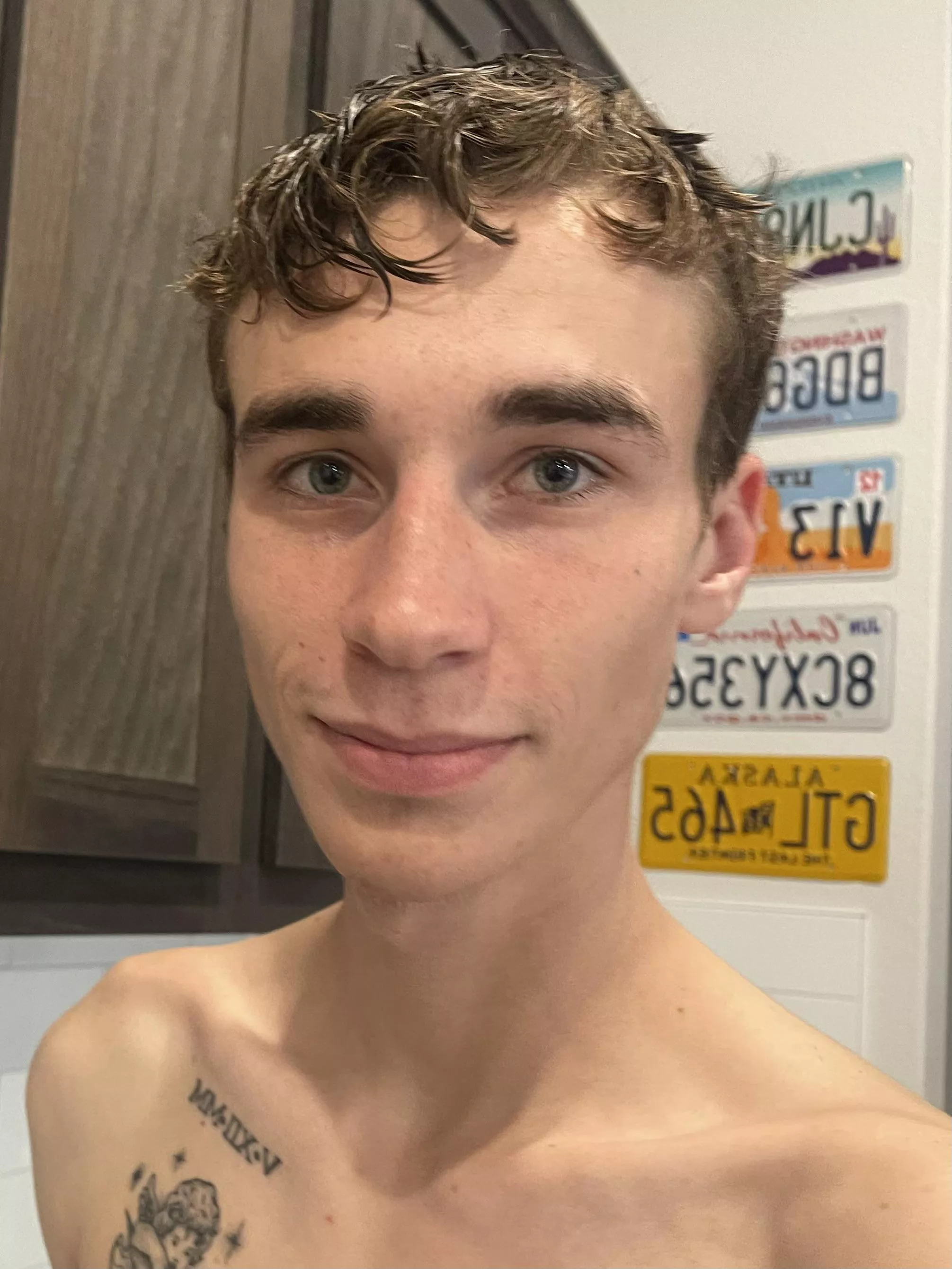 Gimme your honest first thoughts on this pic Gimme your honest first thoughts on this pic