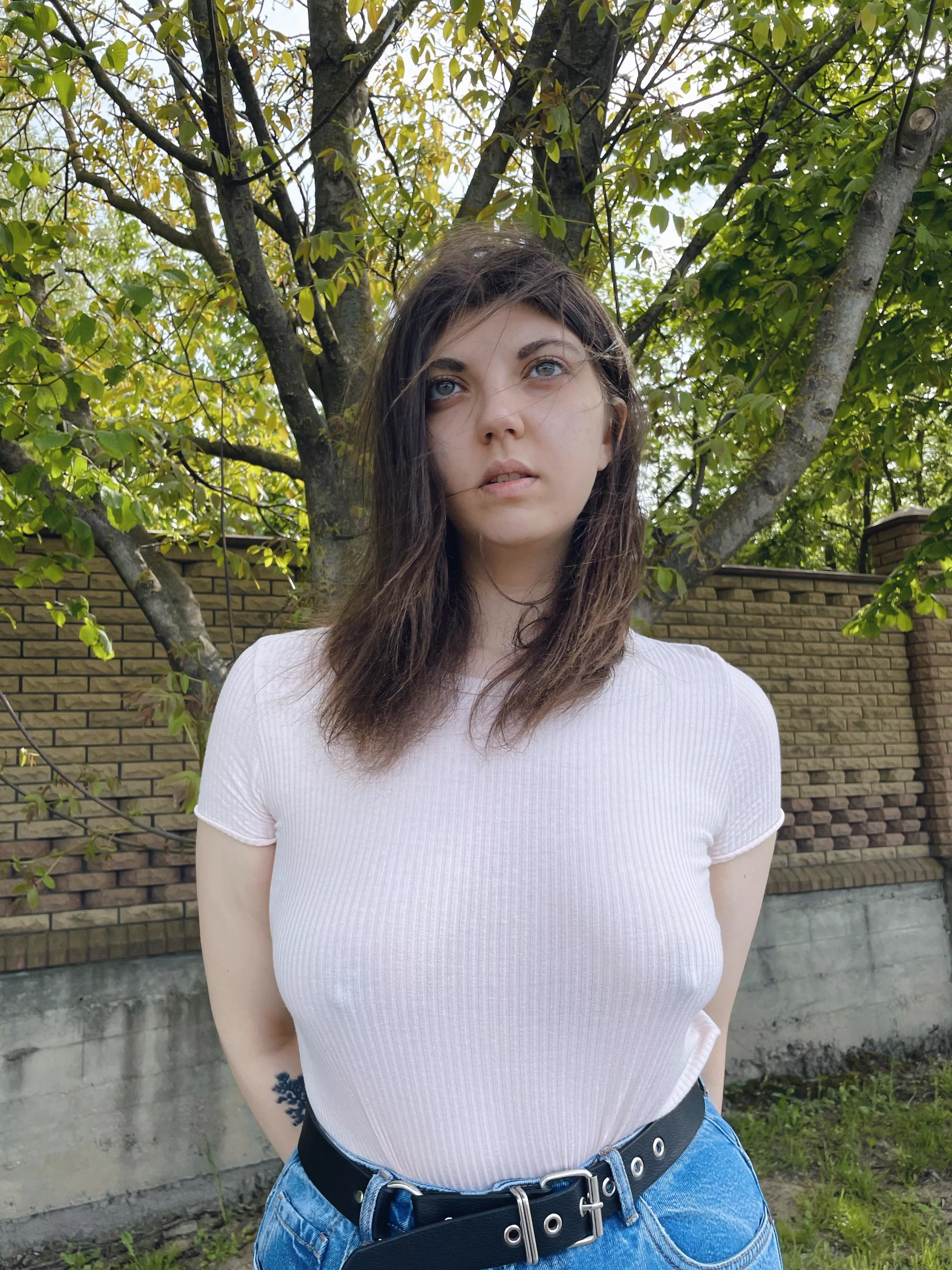 Give it up for the new girl💕