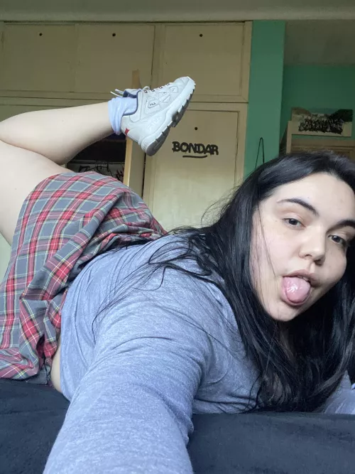 giving dick rates to my new subs link below 👇