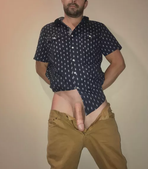 Going back to the office is bullshit. I hate it here.