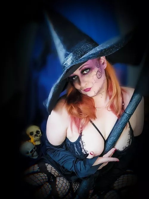 going for a ride!!!🖤💋