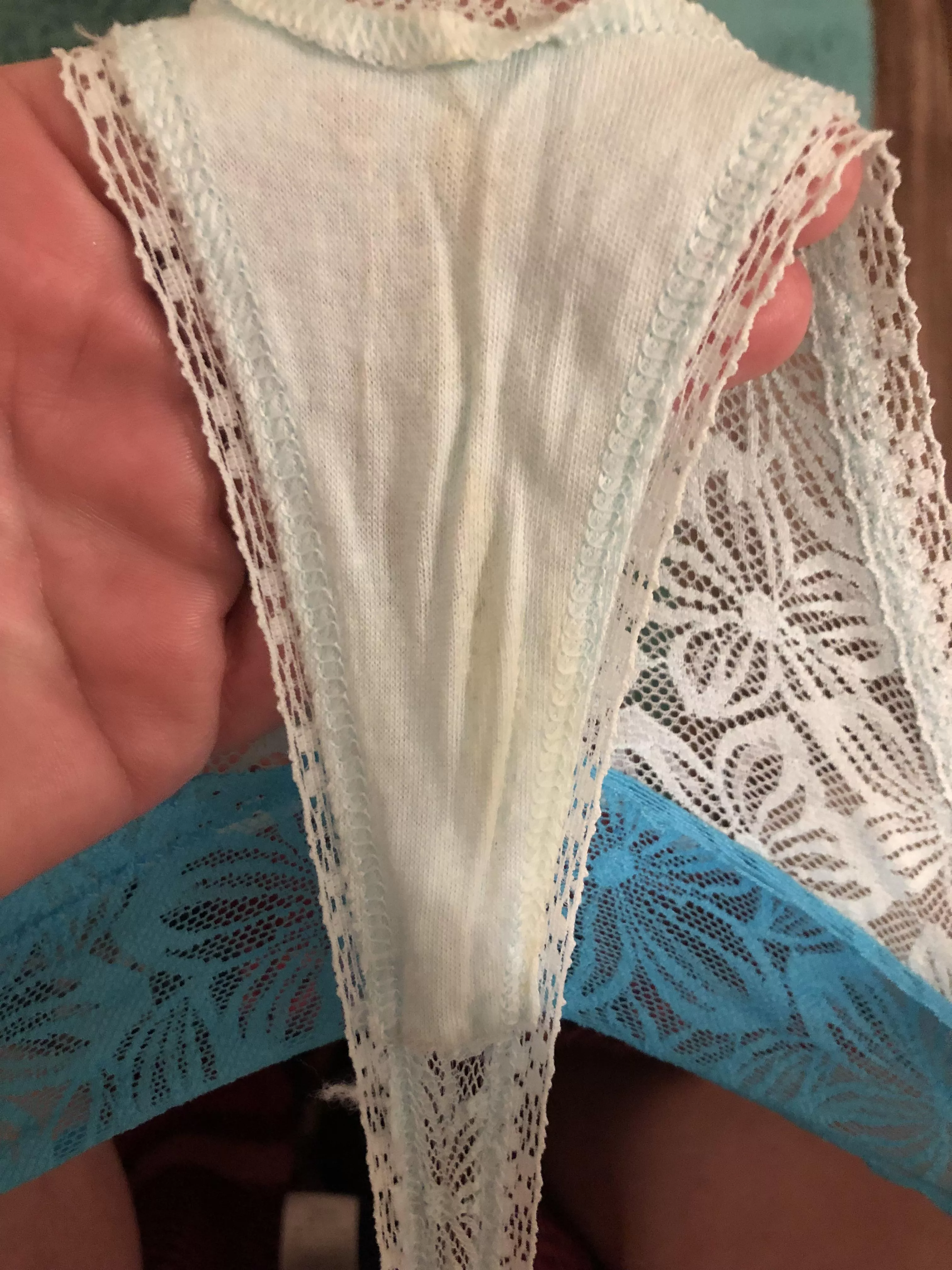 Going into day 2… dm me they’re still available 🔥🔥🔥