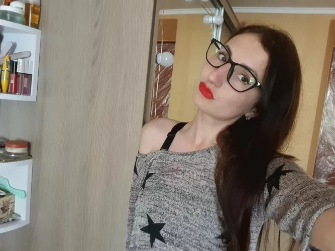 Good evening or day where you are 🏠 Love from Ukraine 🇺🇦❤️