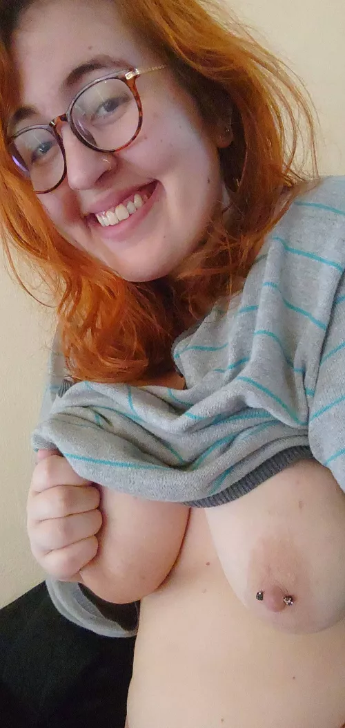 Goood Morning Lovelies 😘 hope your weekends are treating yous well :)