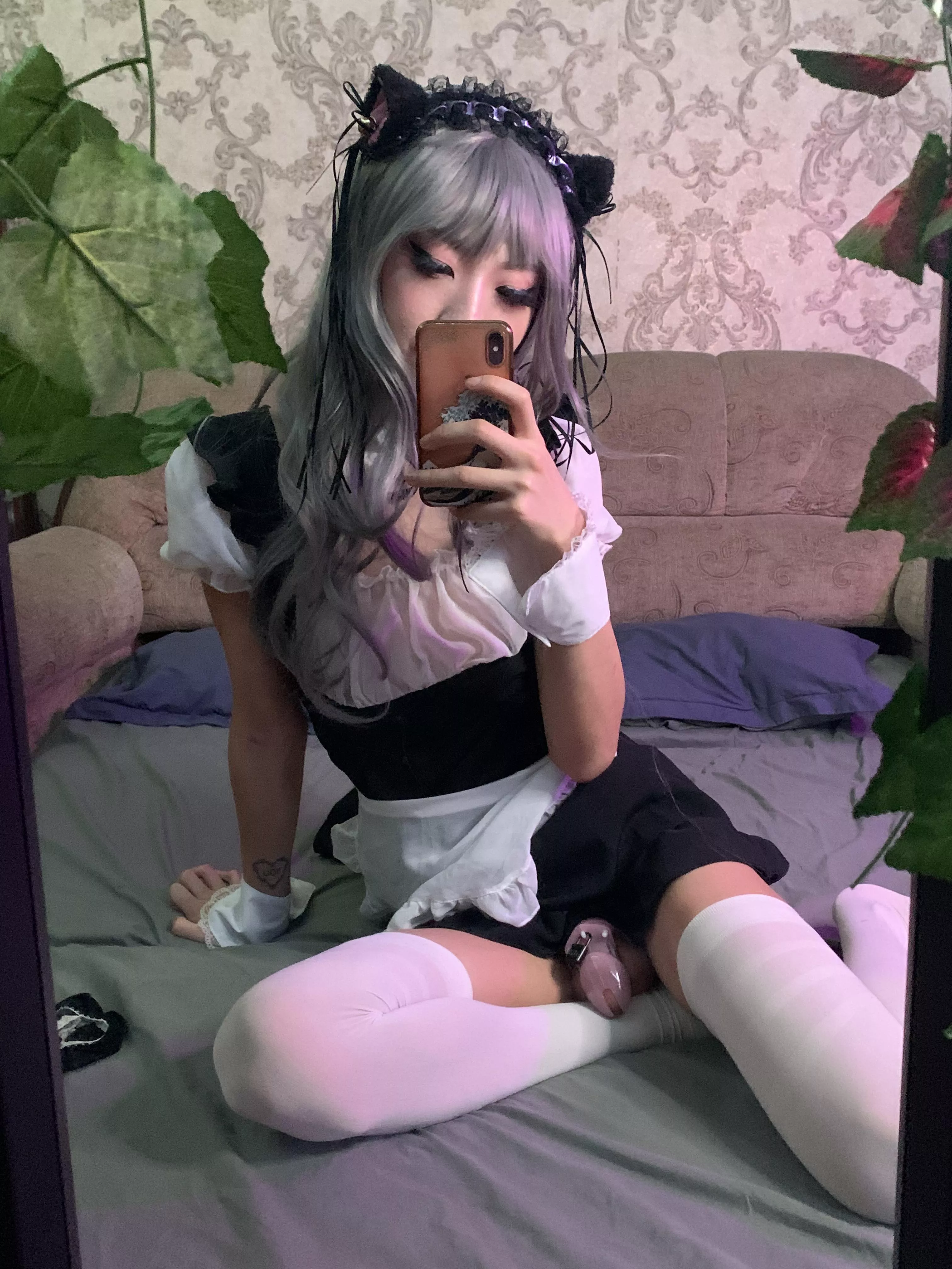 Gos I wish for someone get me locked forever😫