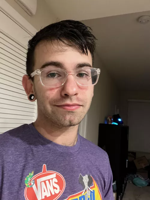 Got a job offer. Two weeks safe. And Iām trying to keep it goin.