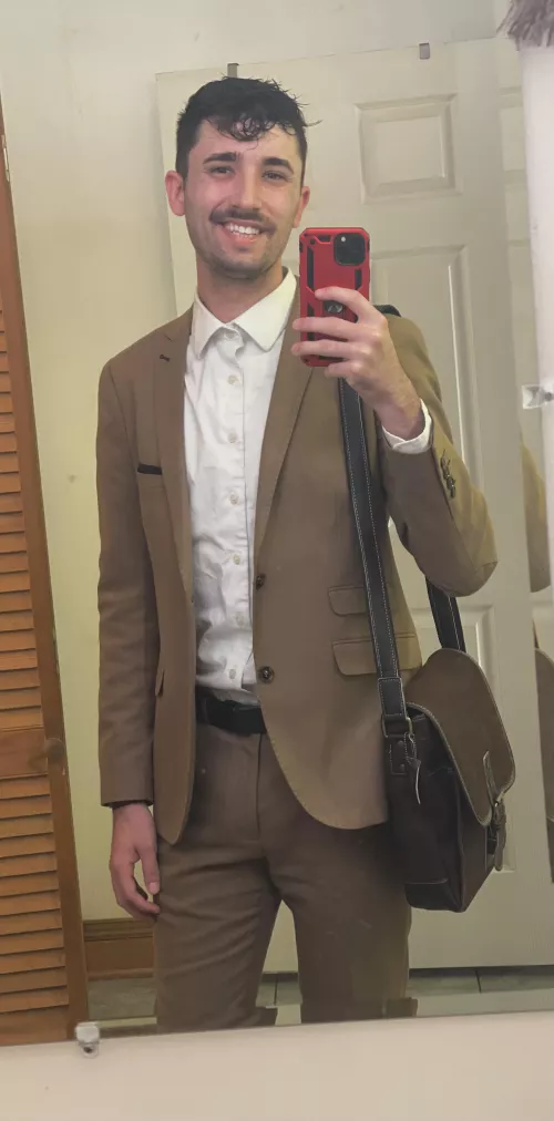 Got a new bag for work! Just big enough to hide my Switch in 😂