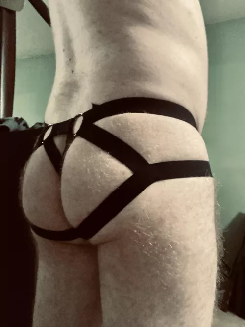 Got a pair of sexy undies. The hubby loves how they look on me. 😊