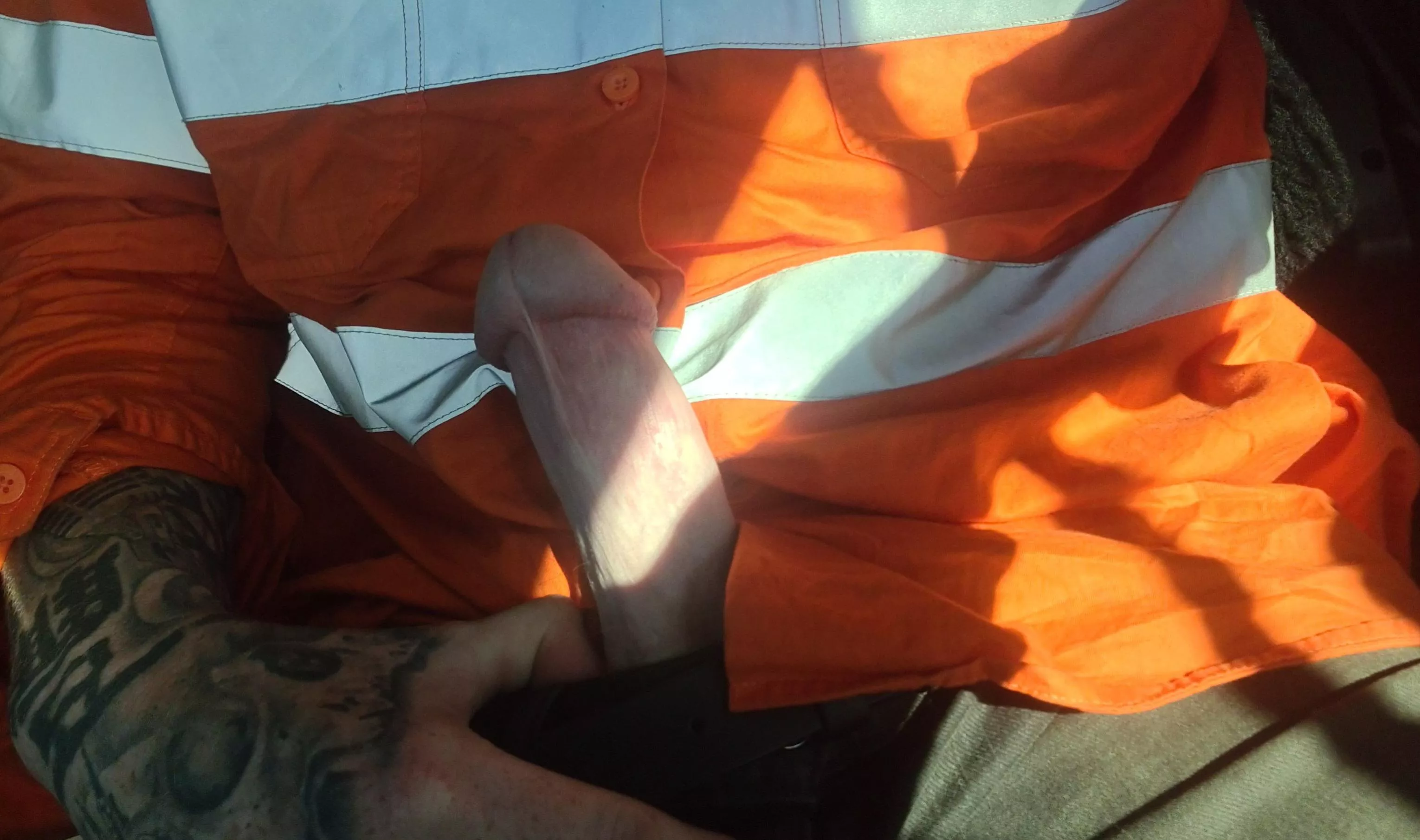 got horny at work so let him out 😈