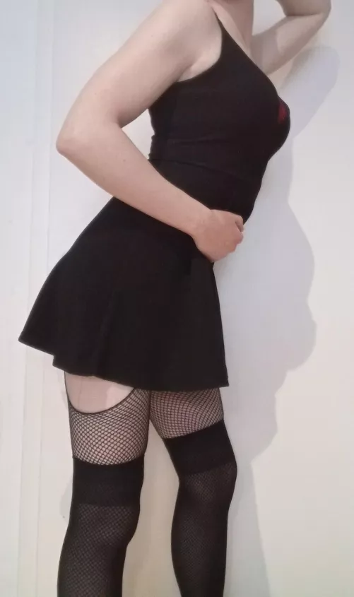 got my favorite outfit back out of my closet 🥰