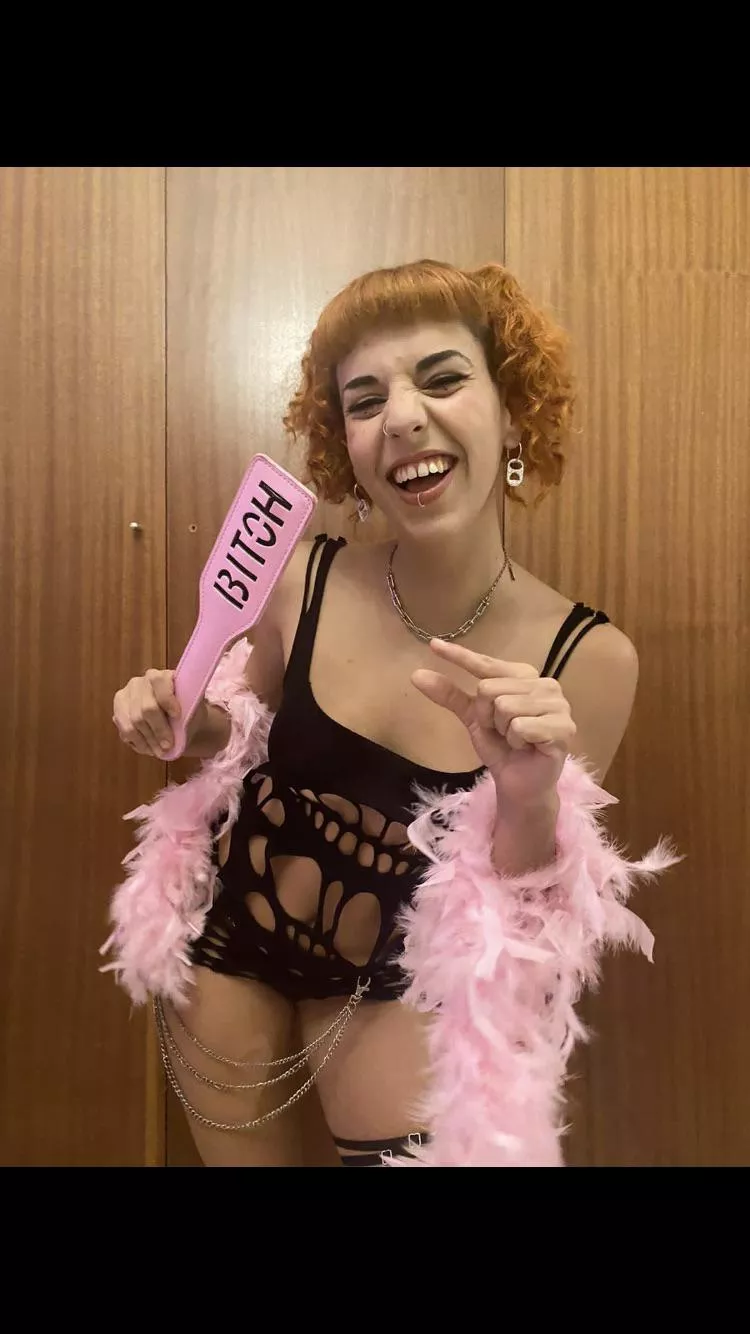 Great night laughing about your baby dicky 😂😂😂 if you r less then 5 inches then all you r going to get from me is spanks in your lil balls