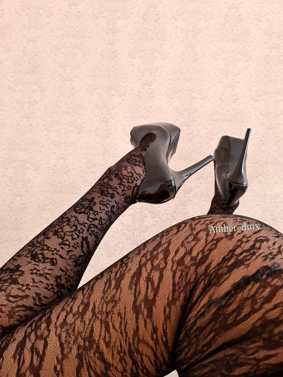 Guess the length of my heels🤭