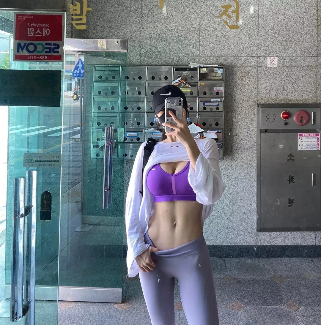 Gym Bunny Showing Off