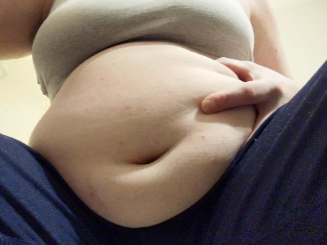had to get a new account, bonus points if you recognize this belly 😉 maybe have my 5th meal tonight?