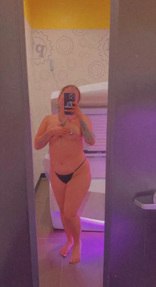 Had to get a tan before I move to TX 😈