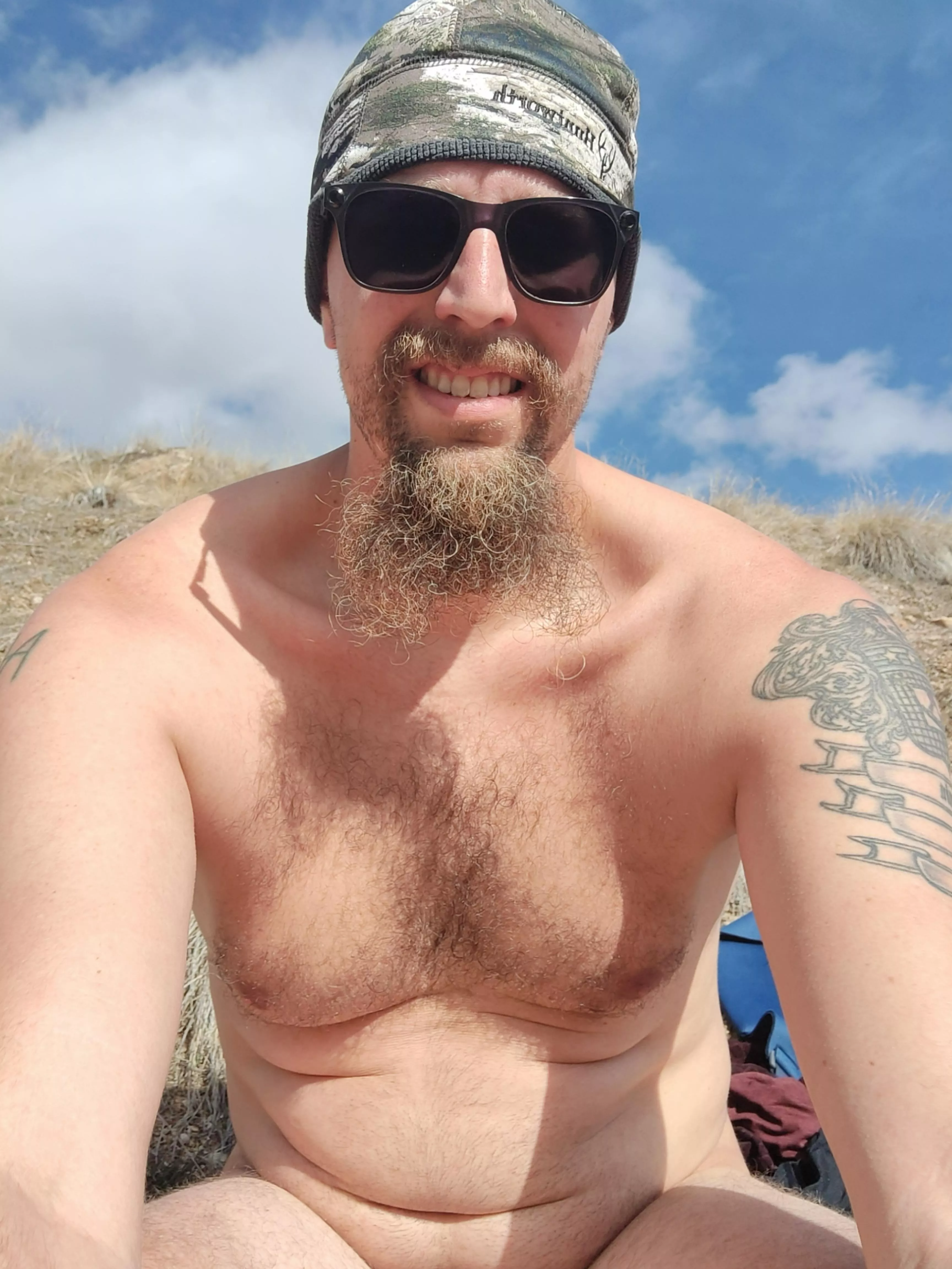 had to take a nude break. 32 is too cold for nude running