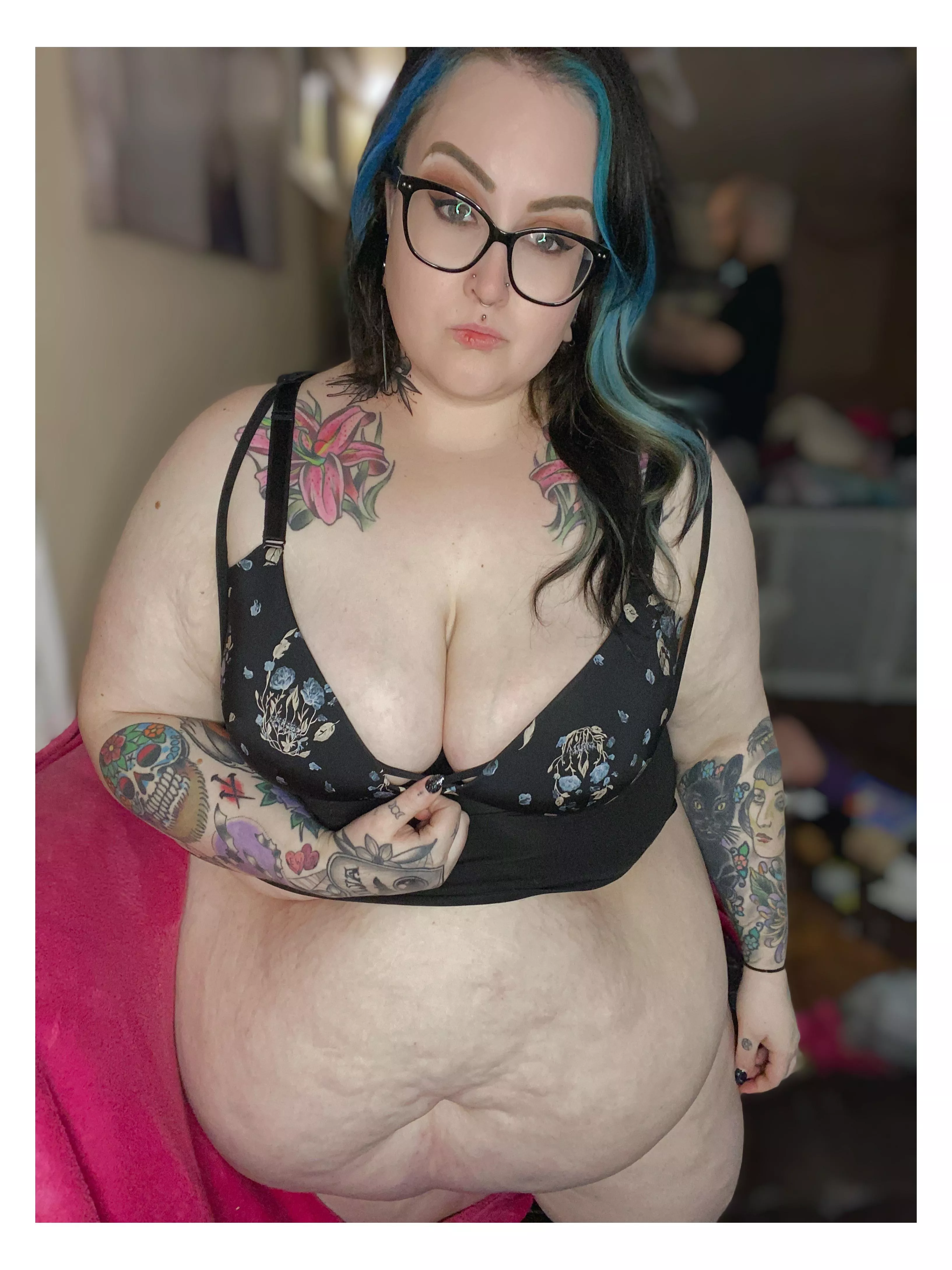 Happy 1 year Reddit anniversary to me! 🥳