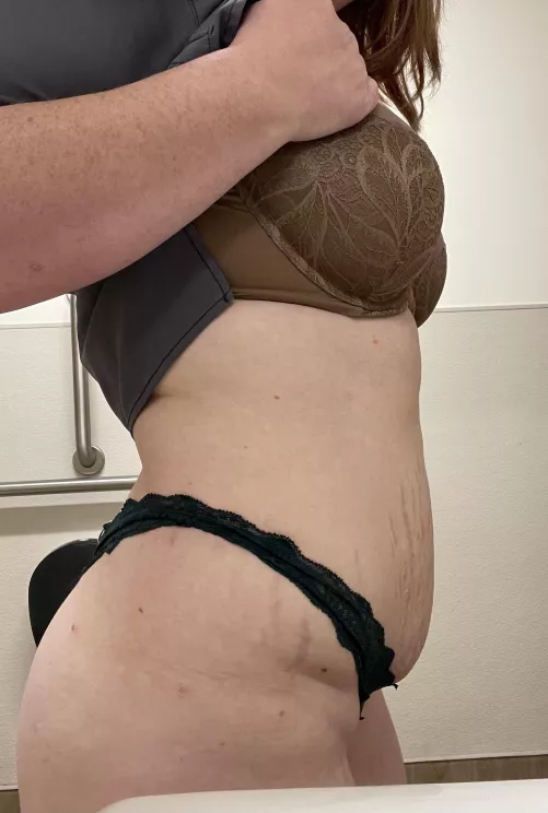 Happy Friday! So glad I’m off work this weekend 😋