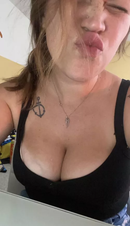 Happy kissy Sunday!💋